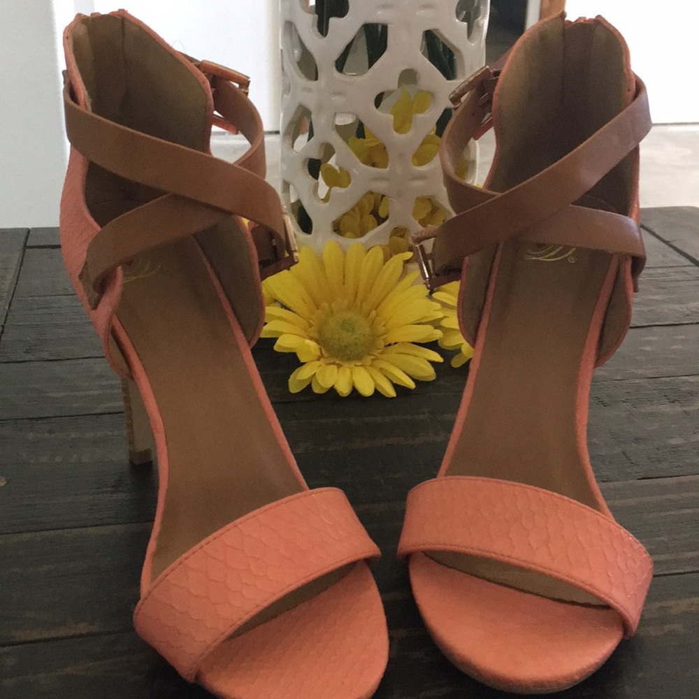 D heart heels